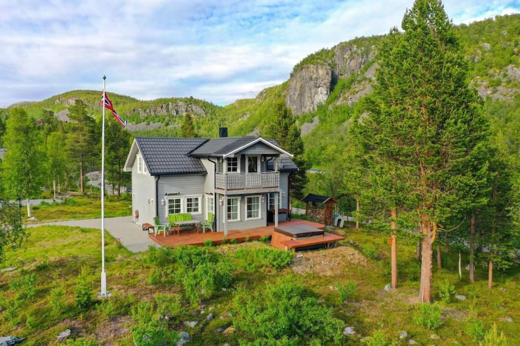 I Flott Ferienhaus *